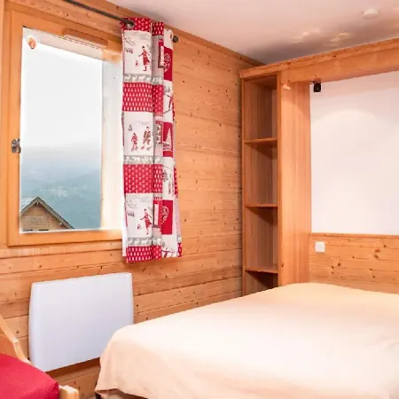 Avec Balcon Et Parking A Pra Loup, 4 Personnes - Fr-1-504-367 * Uvernet-Fours