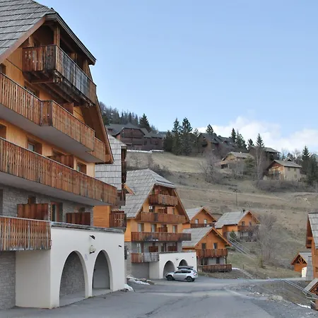 Avec Balcon Et Parking A Pra Loup, 4 Personnes - Fr-1-504-367 Apartment Uvernet-Fours