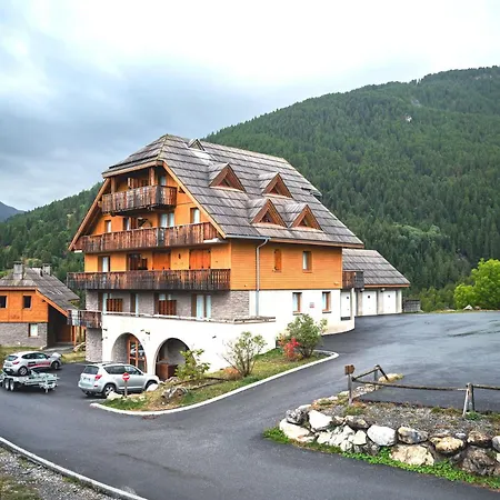 Avec Balcon Et Parking A Pra Loup, 4 Personnes - Fr-1-504-367 Lejlighed *